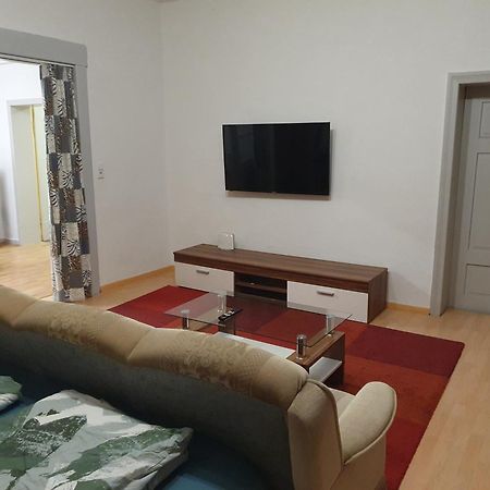 Ferienwohnung In Diehlo Eisenhüttenstadt Exterior foto